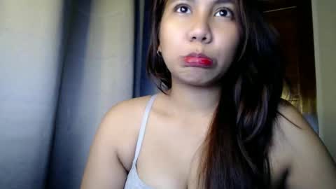 Snapshot of cristinavalerie chatting on 10.11.25 Cristina Valerie online show from 10.11.25