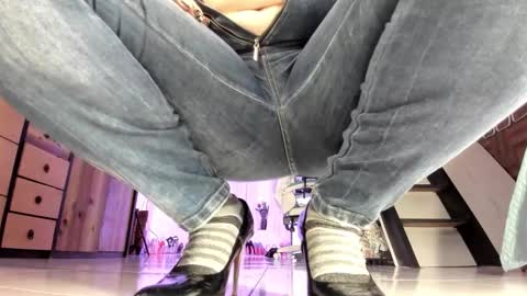 Julieta online show from 10.25.25