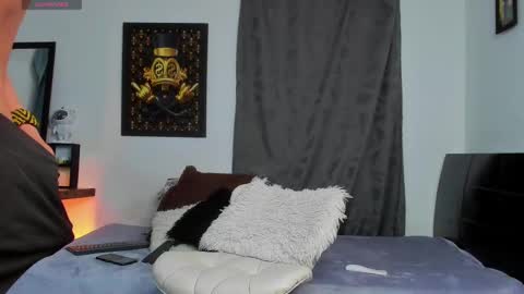 Snapshot of cristofer_hot98 chatting on 09.20.25 Cristofer online show from 09.20.25