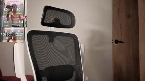 cristopher23  online show from 12.15.25