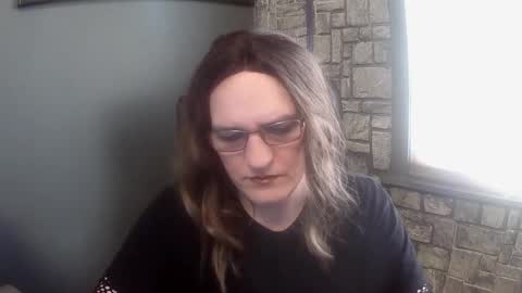 Snapshot of crossdresser_krystal chatting on 12.14.24 crossdresser krystal online show from 12.14.24