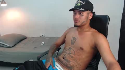 crow_black00 online show from 09.23.25