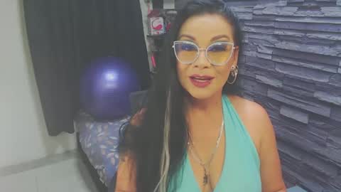 cruela_deviil online show from 11.01.25