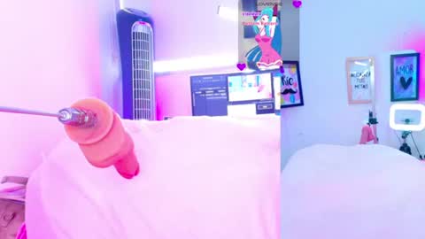 Snapshot of cruella_92 chatting on 07.12.26 Mia online show from 07.12.26
