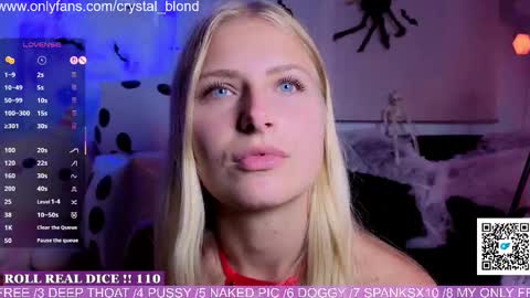 Snapshot of crystal_blond chatting on 10.15.25 Crystal online show from 10.15.25