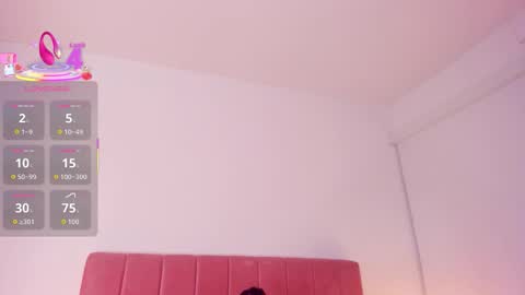 Snapshot of crystal_hartx chatting on 09.16.25 Crystal online show from 09.16.25