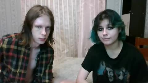 Snapshot of crystal_porn_love chatting on 02.01.25 Crystal and Marcl online show from 02.01.25