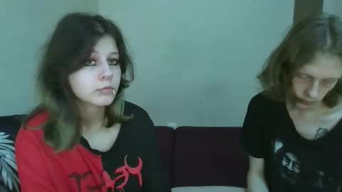 Snapshot of crystal_porn_love chatting on 11.17.25 Crystal and Marcl online show from 11.17.25