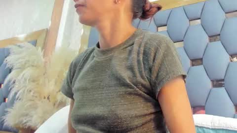 Snapshot of crystal_sm chatting on 10.26.25 crystal_sm online show from 10.26.25