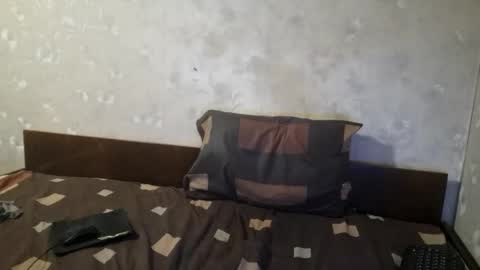 Crystallax online show from 12.17.25