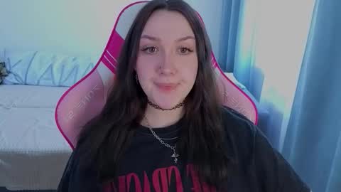 Snapshot of crystalblaze_ chatting on 02.18.26 Grace online show from 02.18.26