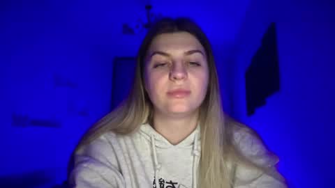 crystalblush01 online show from 04.03.26