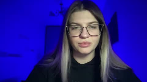 crystalblush01 online show from 04.26.26