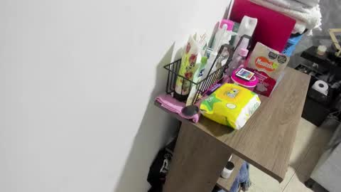 Snapshot of crystalboow chatting on 02.19.26 Crystal online show from 02.19.26