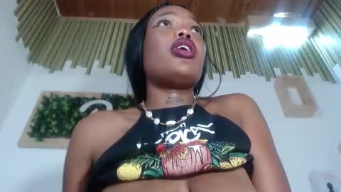 Snapshot of crystalbrooke3x chatting on 01.30.25 Crystal online show from 01.30.25