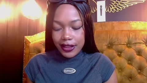 Snapshot of crystalbrooke3x chatting on 02.26.25 Crystal online show from 02.26.25