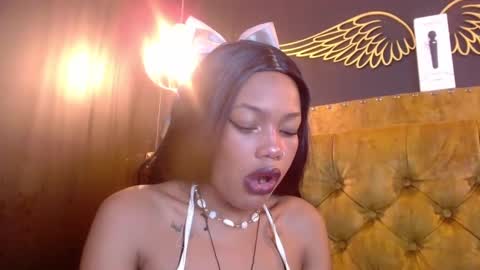 Snapshot of crystalbrooke3x chatting on 03.07.25 Crystal online show from 03.07.25