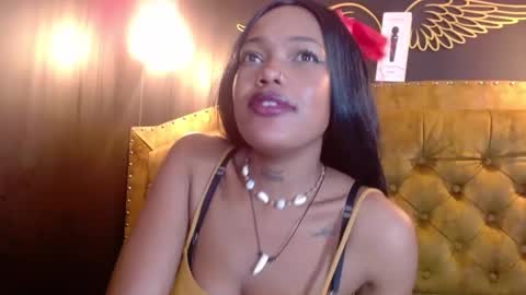 Snapshot of crystalbrooke3x chatting on 03.09.25 Crystal online show from 03.09.25