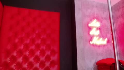 Snapshot of crystalbrooke3x chatting on 11.16.25 Crystal online show from 11.16.25