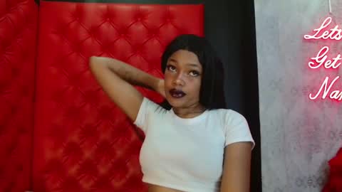 Snapshot of crystalbrooke3x chatting on 11.17.25 Crystal online show from 11.17.25