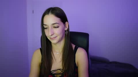 Crystalbrunette18 online show from 05.05.26