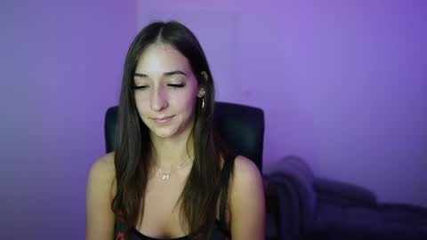Crystalbrunette18 online show from 05.20.26