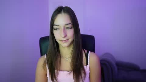Crystalbrunette18 online show from 05.22.26