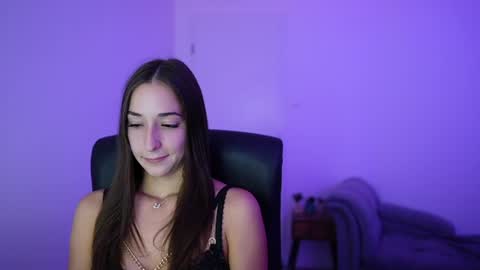 Crystalbrunette18 online show from 07.06.26