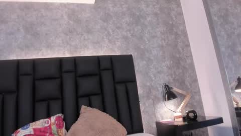 Crystal online show from 11.26.25