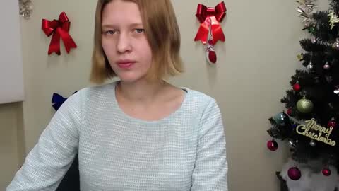 Snapshot of crystalgirl__ chatting on 12.26.24 Stella online show from 12.26.24