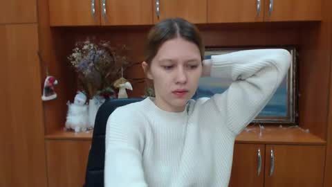 Snapshot of crystalgirl__ chatting on 01.21.25 Stella online show from 01.21.25