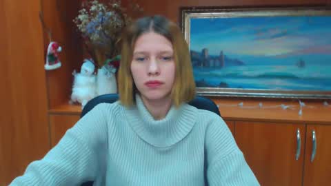 Snapshot of crystalgirl__ chatting on 01.25.25 Stella online show from 01.25.25