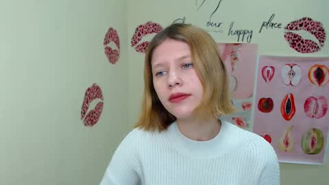 Snapshot of crystalgirl__ chatting on 01.28.25 Stella online show from 01.28.25