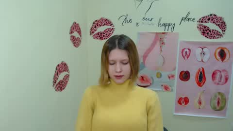 Snapshot of crystalgirl__ chatting on 01.30.25 Stella online show from 01.30.25