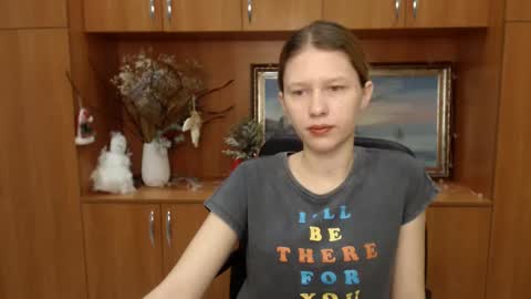 Snapshot of crystalgirl__ chatting on 02.09.25 Stella online show from 02.09.25