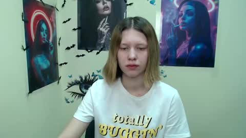 Snapshot of crystalgirl__ chatting on 03.03.25 Stella online show from 03.03.25