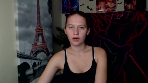 Snapshot of crystalgirl__ chatting on 10.15.25 Stella online show from 10.15.25