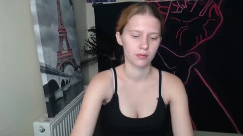 Snapshot of crystalgirl__ chatting on 10.24.25 Stella online show from 10.24.25