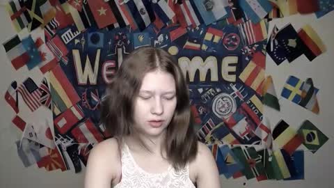 Snapshot of crystalgirl__ chatting on 12.03.25 Stella online show from 12.03.25