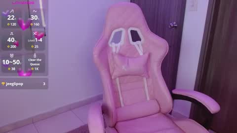 Olivia  online show from 02.17.25