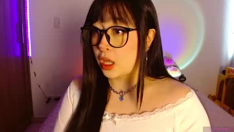 Olivia  online show from 04.20.26