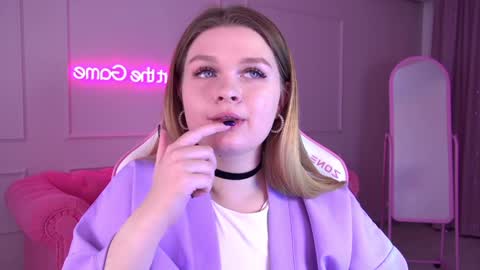 Crystal online show from 01.30.25