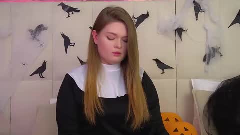 Crystal online show from 10.31.25