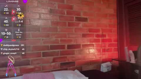 Soy Crystal online show from 03.02.25