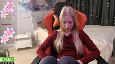 Lia online show from 02.05.25