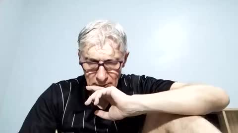 BIG UNCUT HARD COCK online show from 09.12.25