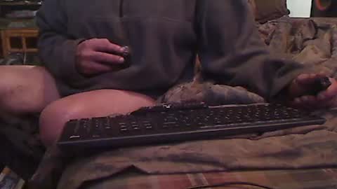 Snapshot of cuckingfunt chatting on 11.27.25 cuckingfunt online show from 11.27.25