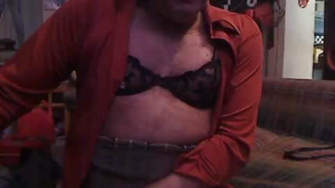 Snapshot of cuckingfunt chatting on 12.01.25 cuckingfunt online show from 12.01.25