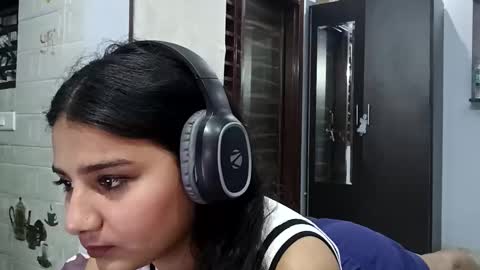 cuddlemuffins online show from 04.09.26