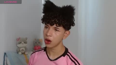 Cuddly online show from 01.08.25